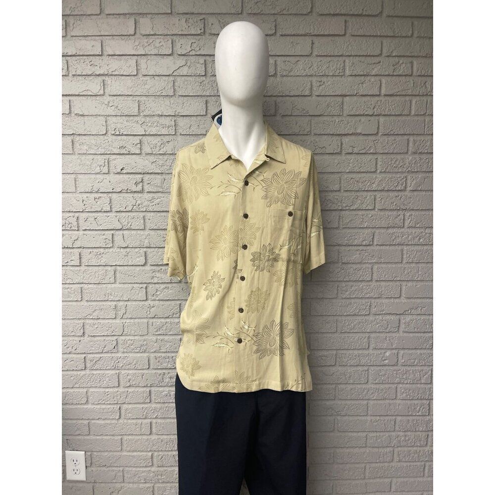 Hook & Tackle Men Hi-Tech Fishing Light Limited Edition Finest Silk Short Sleeve